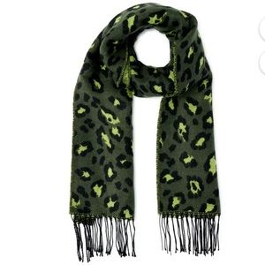 🔹NWOT🔹Scoop NYC Leopard Print Scarf